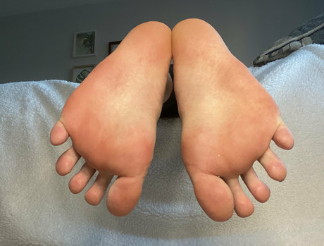 feetznation model adult images