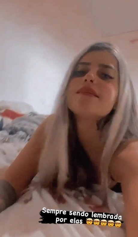 Gabrielly Thompson pretty model pics