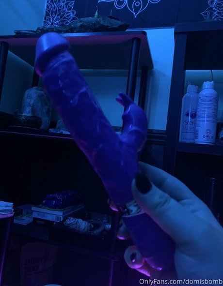 domisbomb sex star galleries