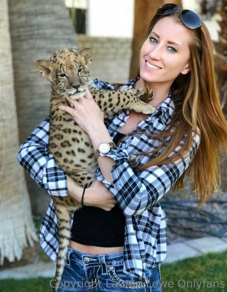 tigerqueen_ star top img