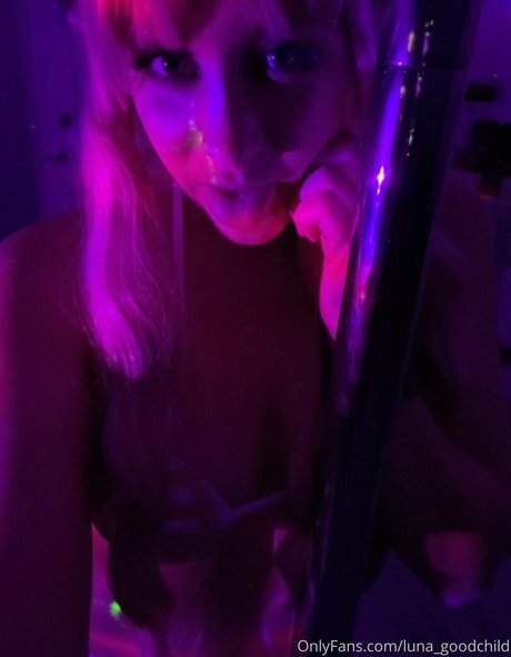 luna goodchild erotic pornstar galleries