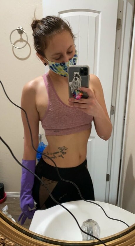 luna goodchild beautiful actress pictures