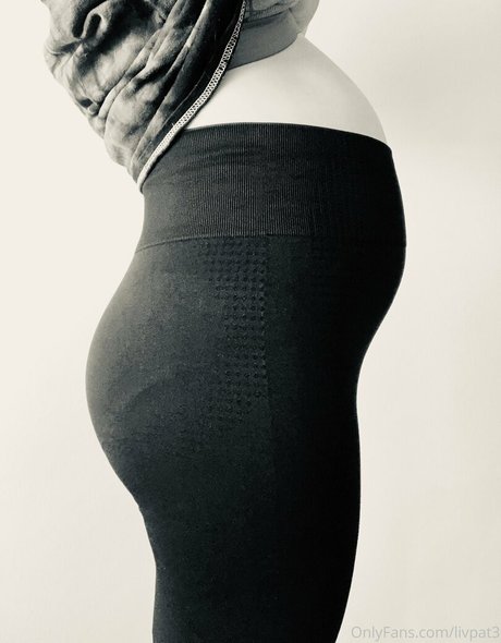 shemale milf onlyfans free nude pic