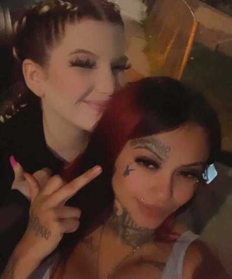 Miss Petunia exclusive model archive