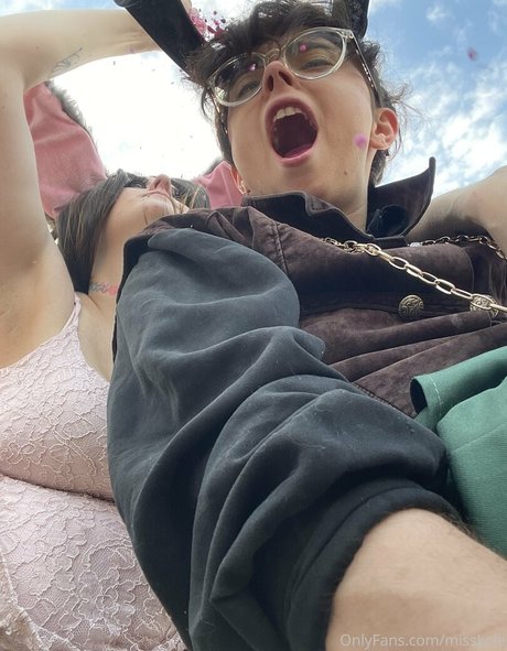 holykoley star pretty picture