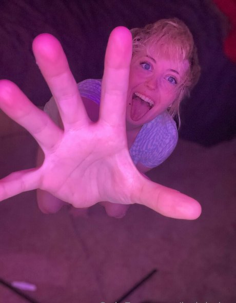 holykoley naked pornstar pics