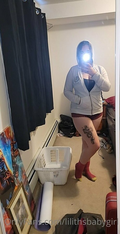 lilithsbabygirl perfect model pic