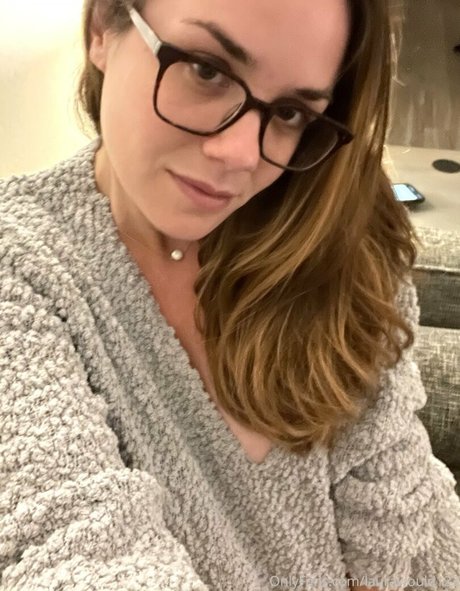 laurawould123 model adult picture