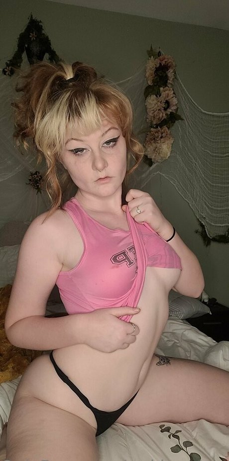 red head redemption model pretty images