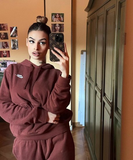 aliih hx top pornstar pics