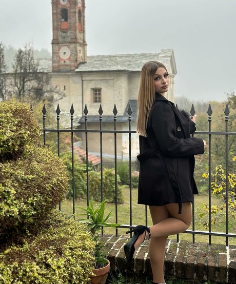 aliih hx porn actress pics