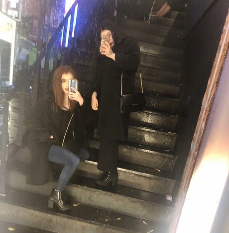 bsidexxi star naked galleries