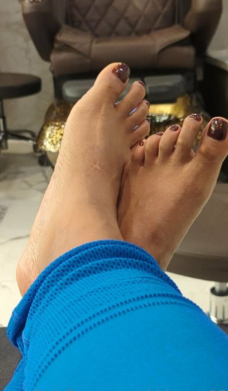 cbkissess95 nice actress galleries