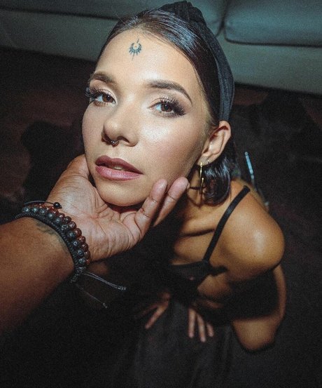 yoursoulishere nice model images