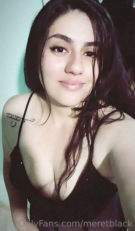 meretblack best model gallery