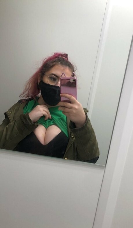 emilyylime exclusive pornstar img