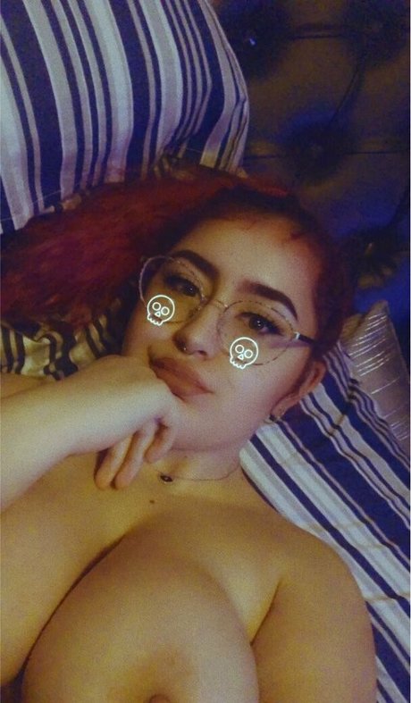 emilyylime pornstar hd pic