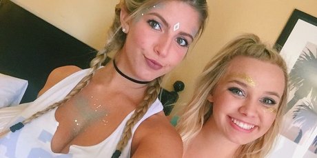 Noelle Starr erotic model image