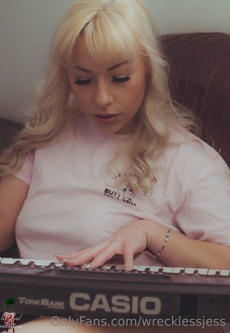 recklessjess free perfect star img