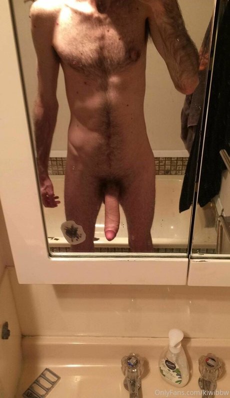 kiwibbw star nudes picture