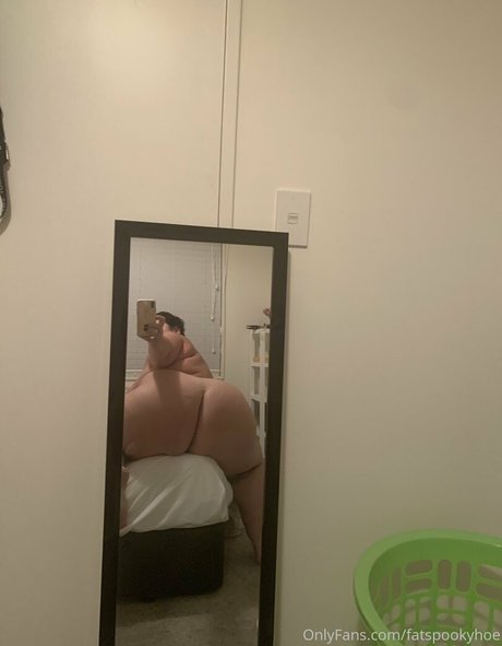 kiwibbw model free photo