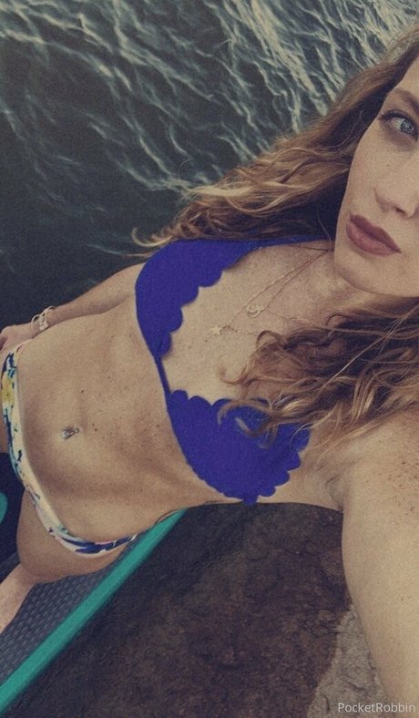 pocketrobbin adult model pictures