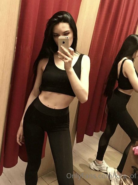 kira of sexy model pics