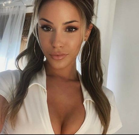 Nichole Barrett sexy actress picture