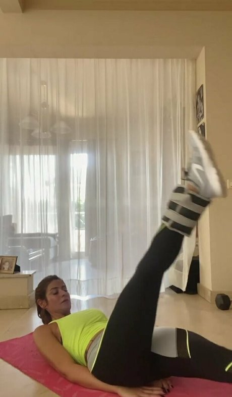 tiny asian onlyfans porno images