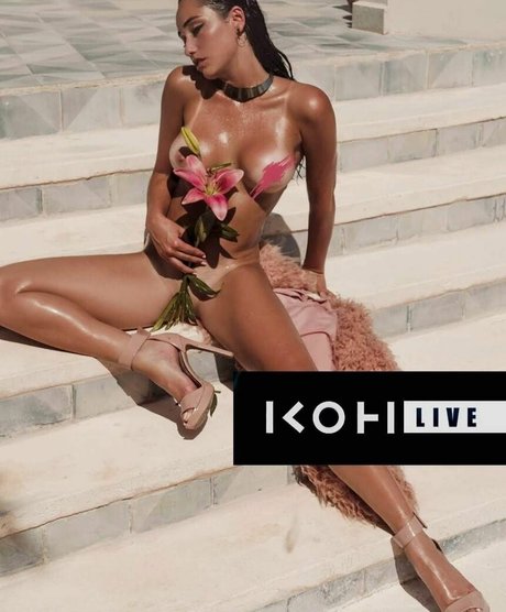 Keyla Caputo model art picture