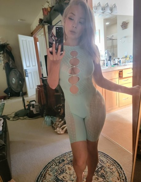 Ani Mia xxx star image