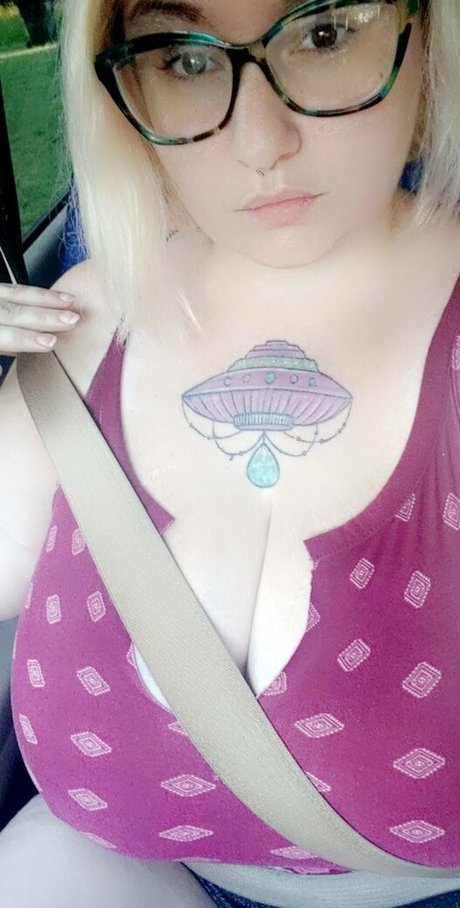 spaceEris exclusive model pic