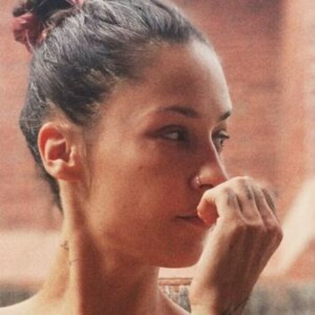 Maria Phlores top model photo