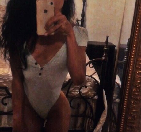 spicypeach8 model erotic pic