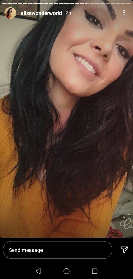 Nadinechase naked actress gallery