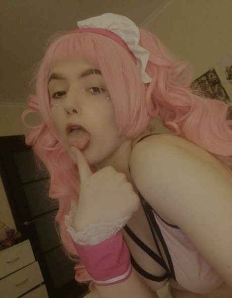 yanaanime exclusive actress pics