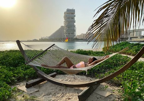 Helia Soltani nice actress pic