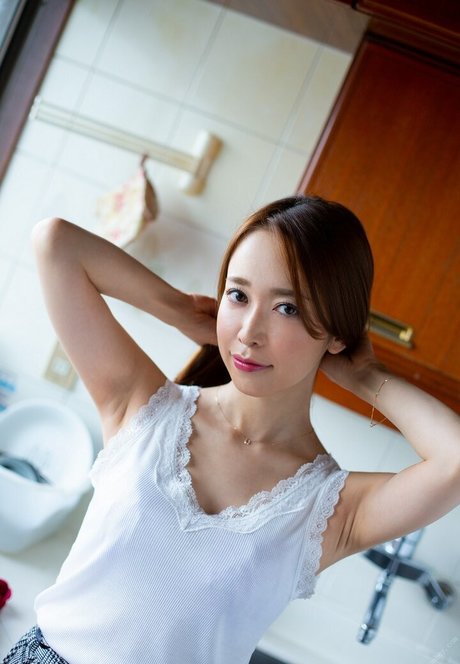 Yu Shinoda pornographic star pics