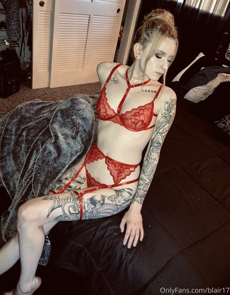 blair17 sexy star pic