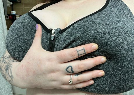 bigtittyemma star nice photos