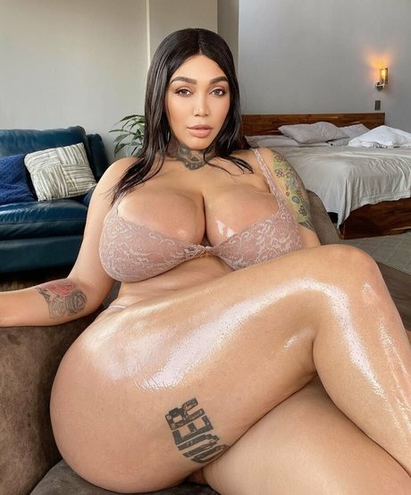 Amorazz high quality model img