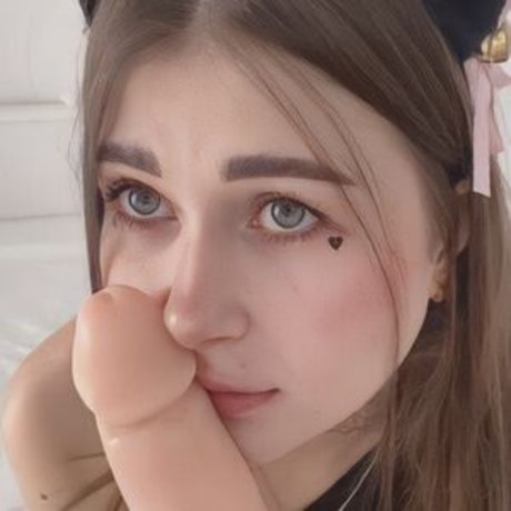 SuccubusNya nude star gallery