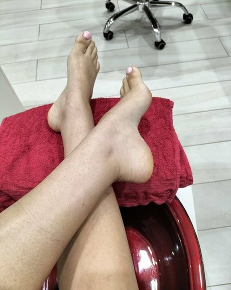 Tommi Terror model hot archive