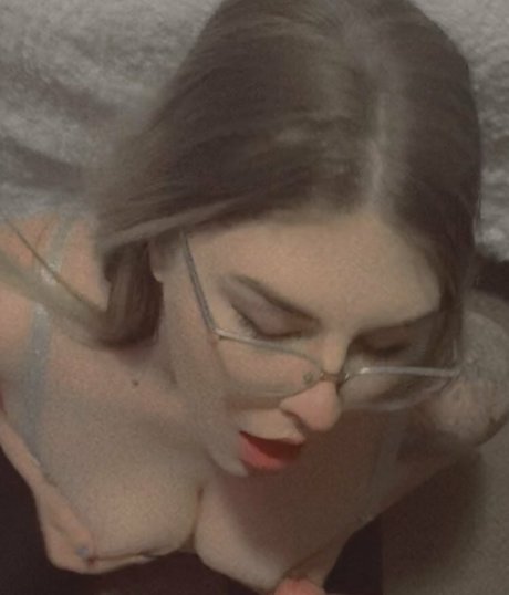 assdealerari nude model galleries