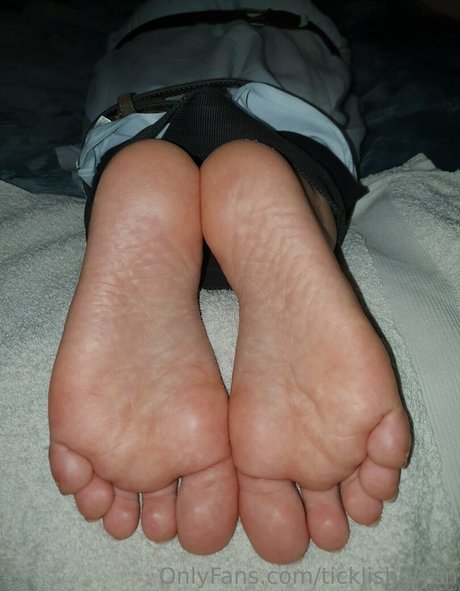 ticklishgwen star top images