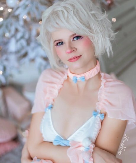 mikanyaky model naked pic