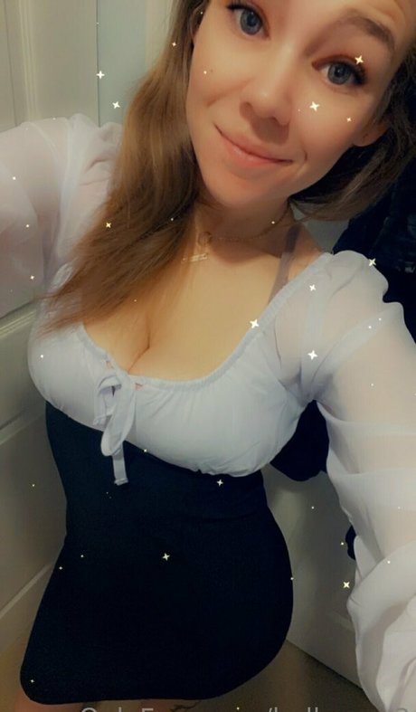 hollymae3 star pornographic photo