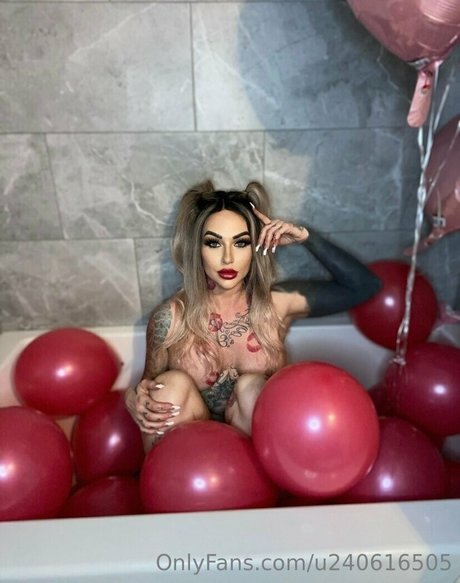 Getin loser21 free actress photo