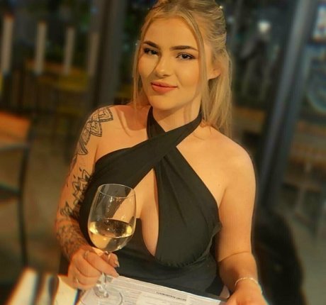 elizaking star sex pictures