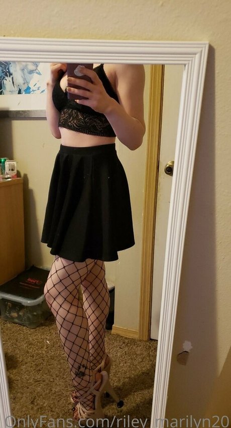 riley marilyn20 sex pornstar picture